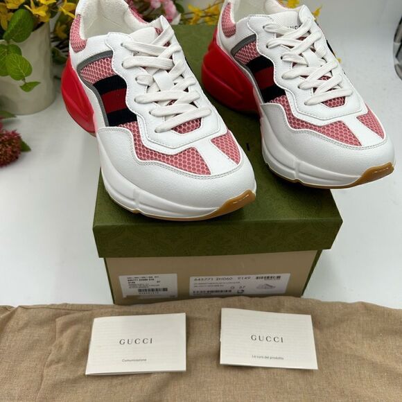 SOLD!!!!!!!!     Women’s Gucci Rython sneakers, size 37 made in Italy - Picture 10 of 11